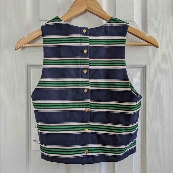 Forever 21 Chic Striped Crop Top - Picture 2 of 3